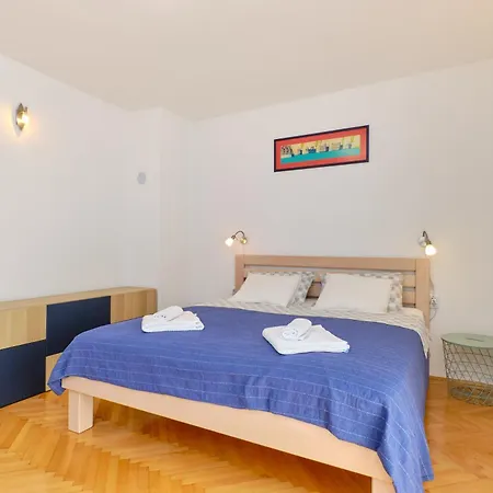 Argo Apartmani Mali Losinj Exterior photo