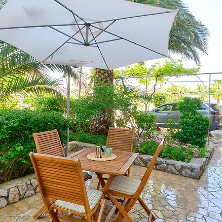 Argo Apartmani Mali Losinj Exterior photo