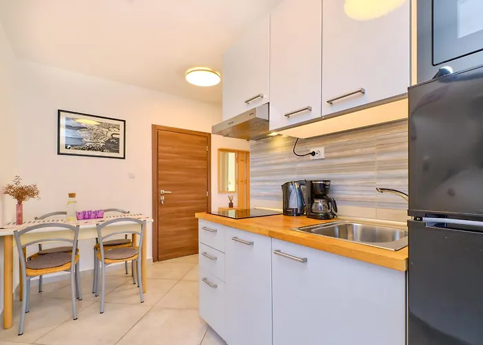 Argo Apartmani