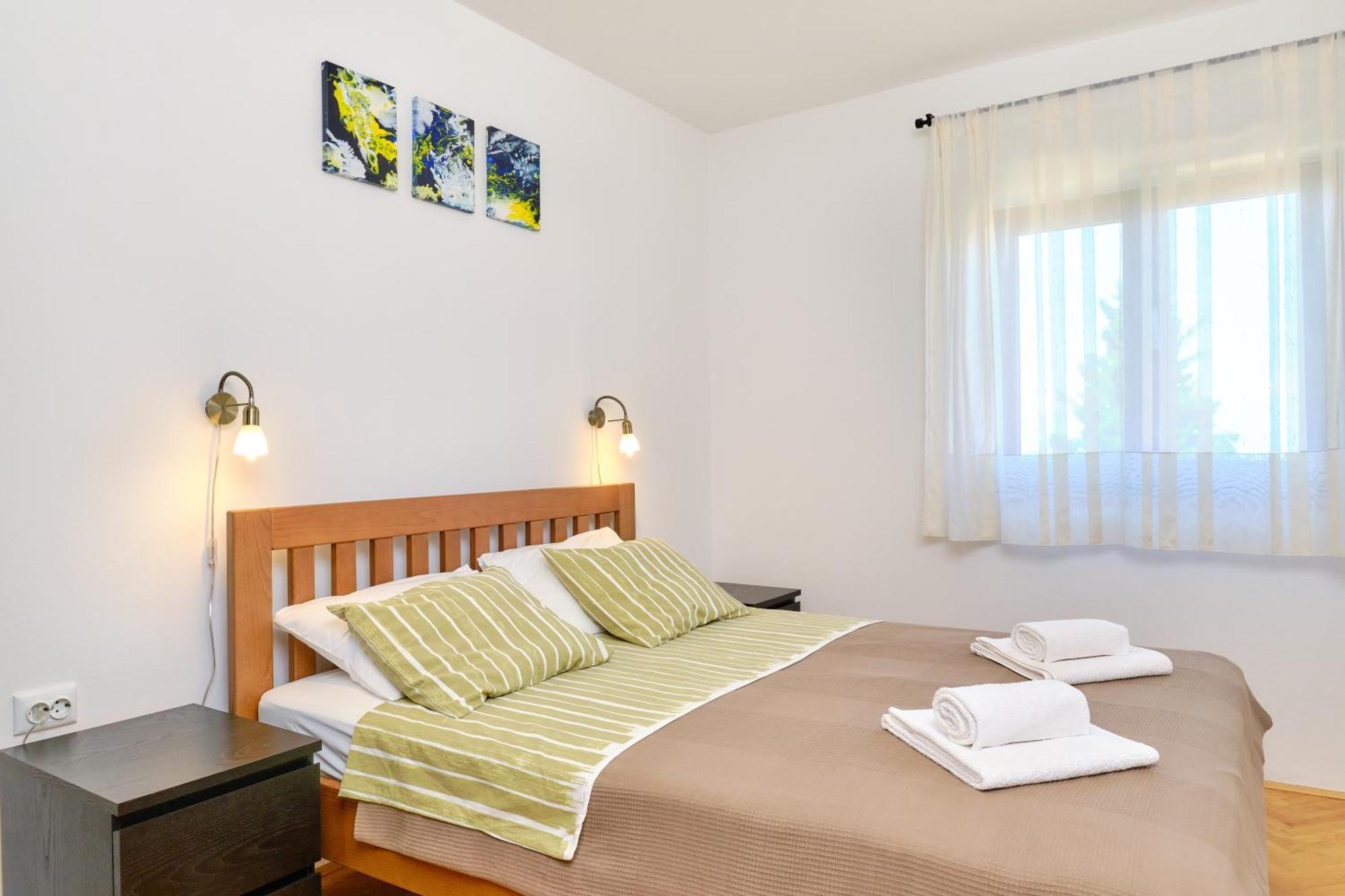 Argo Apartment